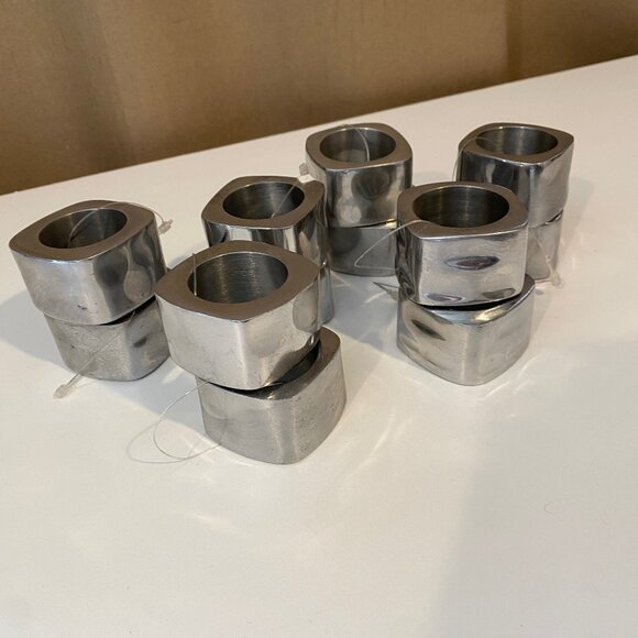 Pottery Barn Set of 12‎ Silver Metal Napkin Rings Modern Square Design - Picture 1 of 4